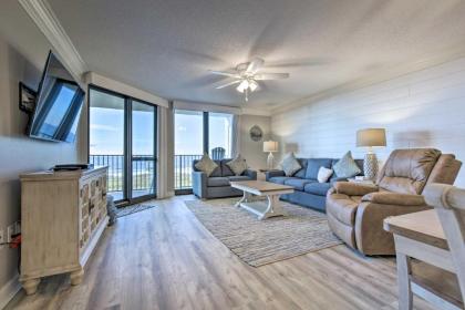 Coastal Condo with Resort Perks and Beach Access! - image 2