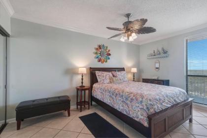 Windward Point Unit 1004 - image 12