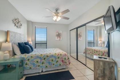 Windward Point Unit 1004 - image 15