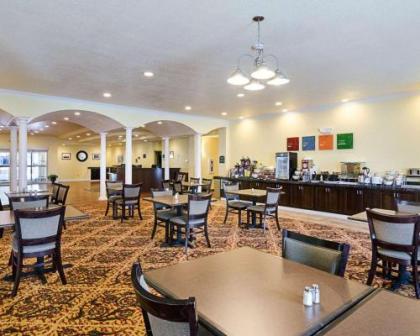 Comfort Inn & Suites Orange - image 12