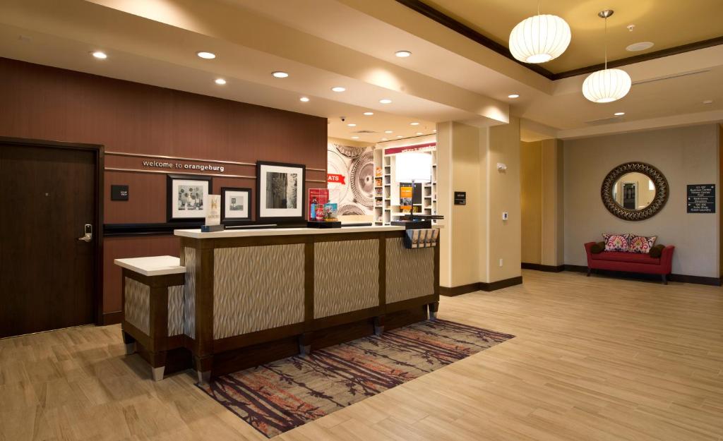 Hampton Inn & Suites Orangeburg SC - image 5