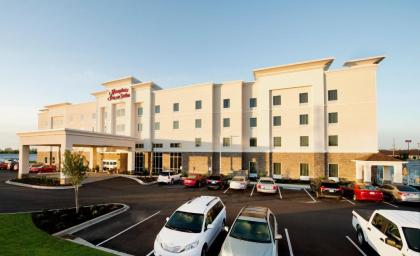 Hampton Inn & Suites Orangeburg SC - image 9