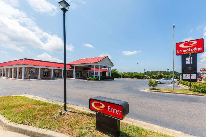 Econo Lodge Inn & Suites Orangeburg - main image