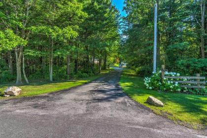 Serene Orchard Park Apartment with Large Yard and Patio - image 10