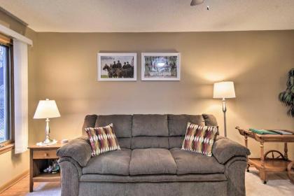 Serene Orchard Park Apartment with Large Yard and Patio - image 13