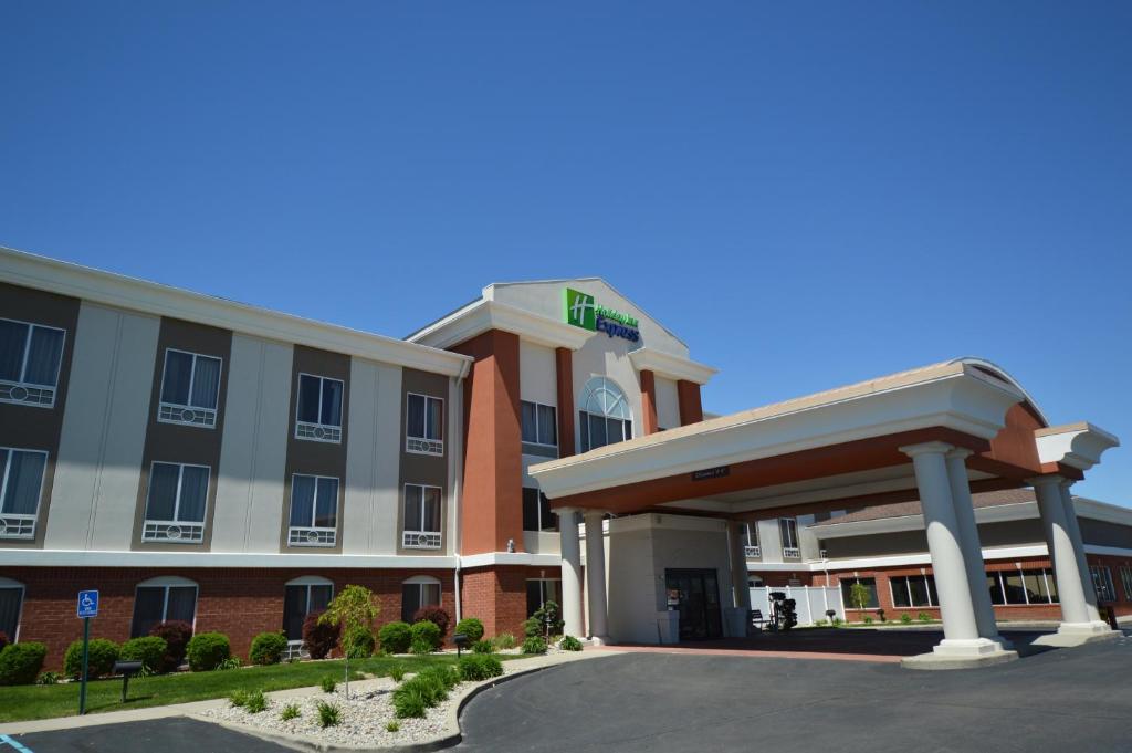 Holiday Inn Express Toledo-Oregon an IHG Hotel - main image