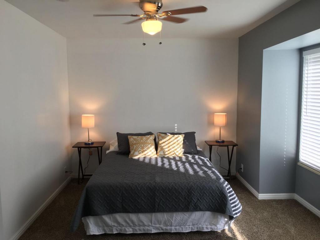 Large Room Near UVU & BYU - main image