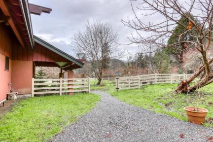 Berry Glen Redwood Park Loft - image 8