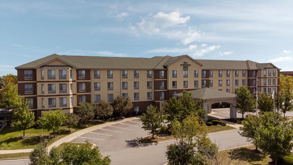 Homewood Suites by Hilton Orland Park - image 2