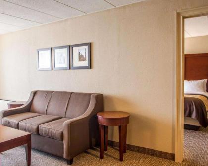 Quality Inn & Suites Orland Park - Chicago - image 12