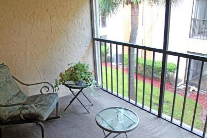 Clubview Holiday Condo - image 10