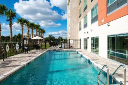 Holiday Inn Express Orlando - South Park an IHG Hotel - image 12