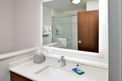 Holiday Inn Express Orlando - South Park an IHG Hotel - image 17