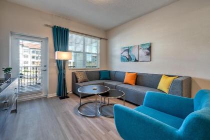 Brand new 3 bedroom condo best location in Orlando - image 4