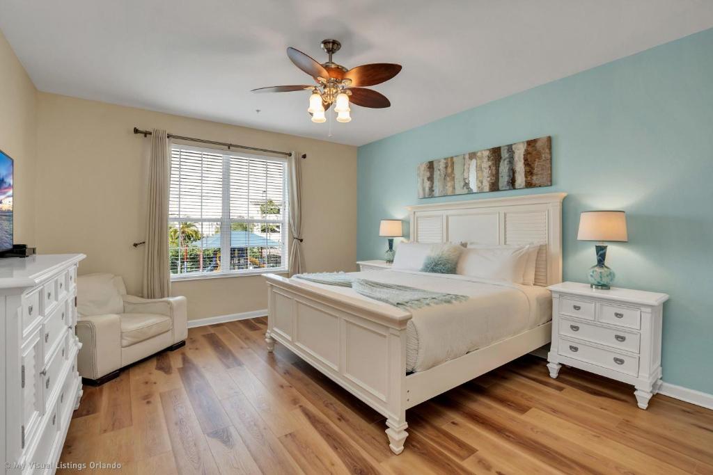 Polished Luxurious Condo in Vista Cay Near Themed Parks! #2VC206 - image 2