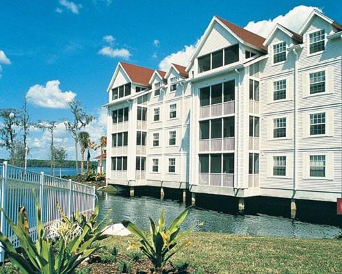 Lakefront Apartment on Beautiful Lake Bryan in Orlando - One Bedroom #1 - image 7