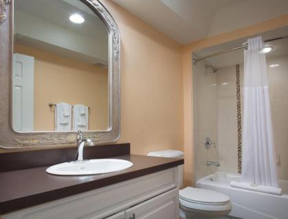 Relaxed All-suite Accommodation in Exciting Orlando - Two Bedroom Suite #1 - image 2