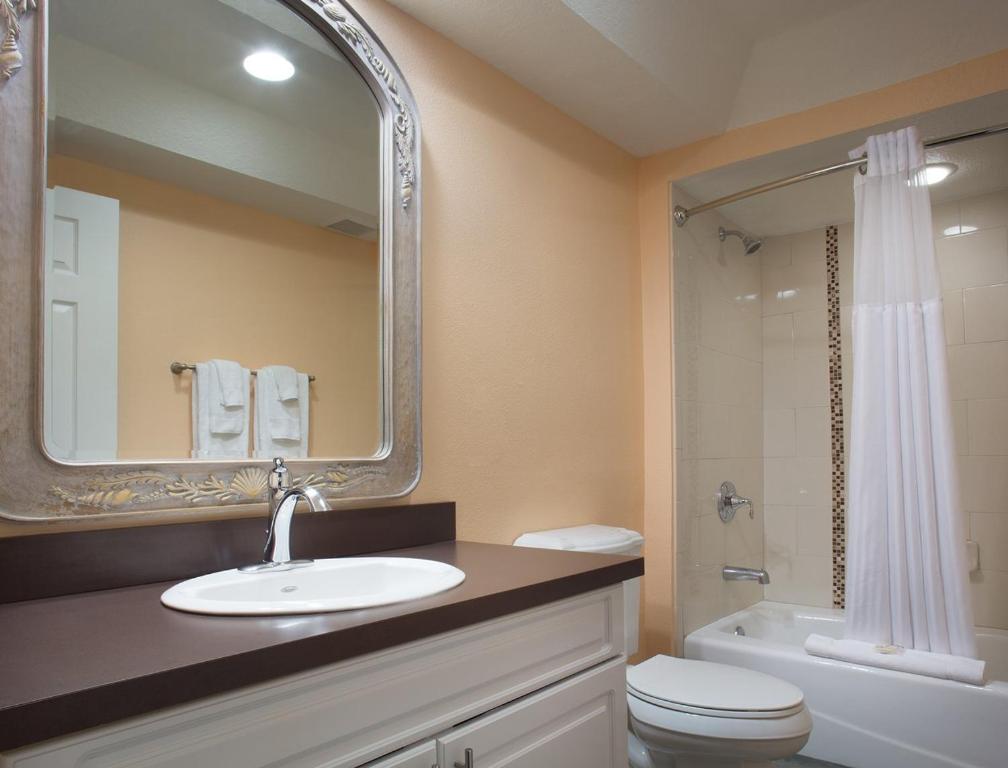 Relaxed All-suite Accommodation in Exciting Orlando - Two Bedroom Suite #1 - image 2