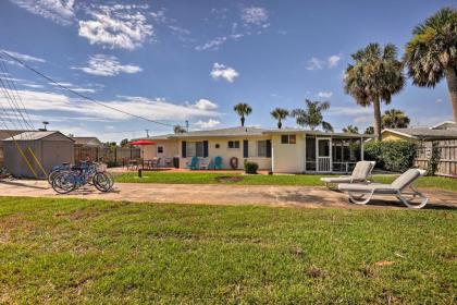 Home with Furnished Lanai - 1 Block to Ormond Beach! - image 10