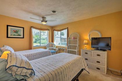 Home with Furnished Lanai - 1 Block to Ormond Beach! - image 13