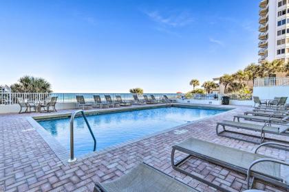 Luxe Oceanfront Condo with Pool Beach Access and Gear! - image 2