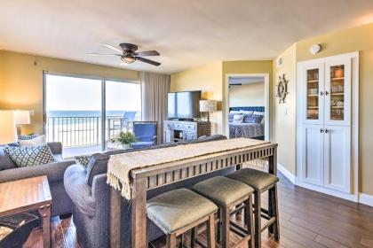 Luxe Oceanfront Condo with Pool Beach Access and Gear! - image 5