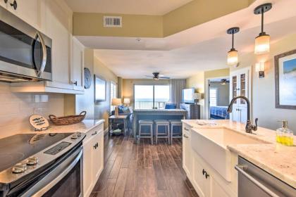 Luxe Oceanfront Condo with Pool Beach Access and Gear! - image 9