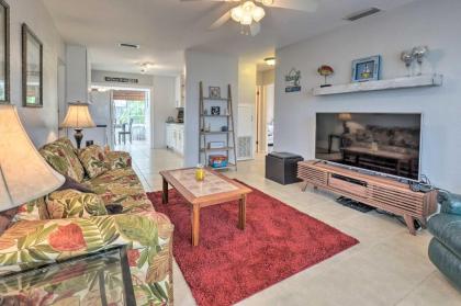 Ormond Beach Home with Yard 1 Block to Beach! - image 4