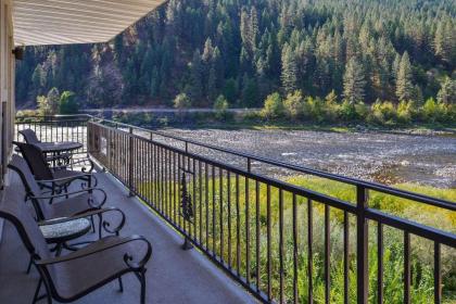 Best Western Lodge at River's Edge - image 11