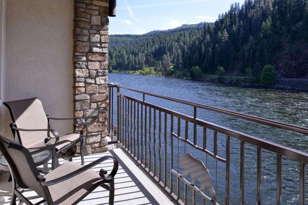 Best Western Lodge at River's Edge - image 6