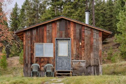 Cosmos Cabin - image 5