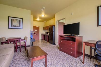 Cobblestone Hotel & Suites - Orrville - image 13