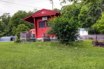 Kamp Koby - Lake Front camp on Lake Hortonia - image 2