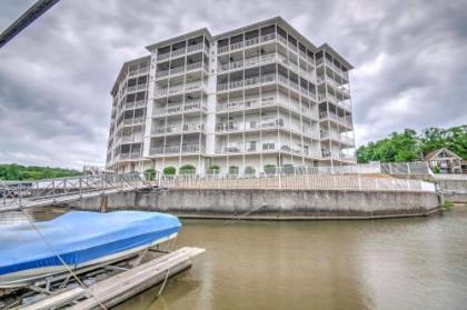 Lakefront Osage Beach Condo Dock Your Boat Here! - image 2