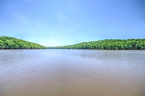 Lakefront Osage Beach Condo with Porch and Pool Access! - image 3