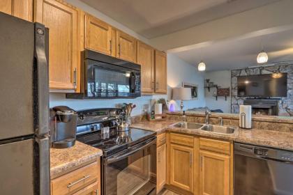 Lake of the Ozarks Condo with Resort Amenities! - image 9