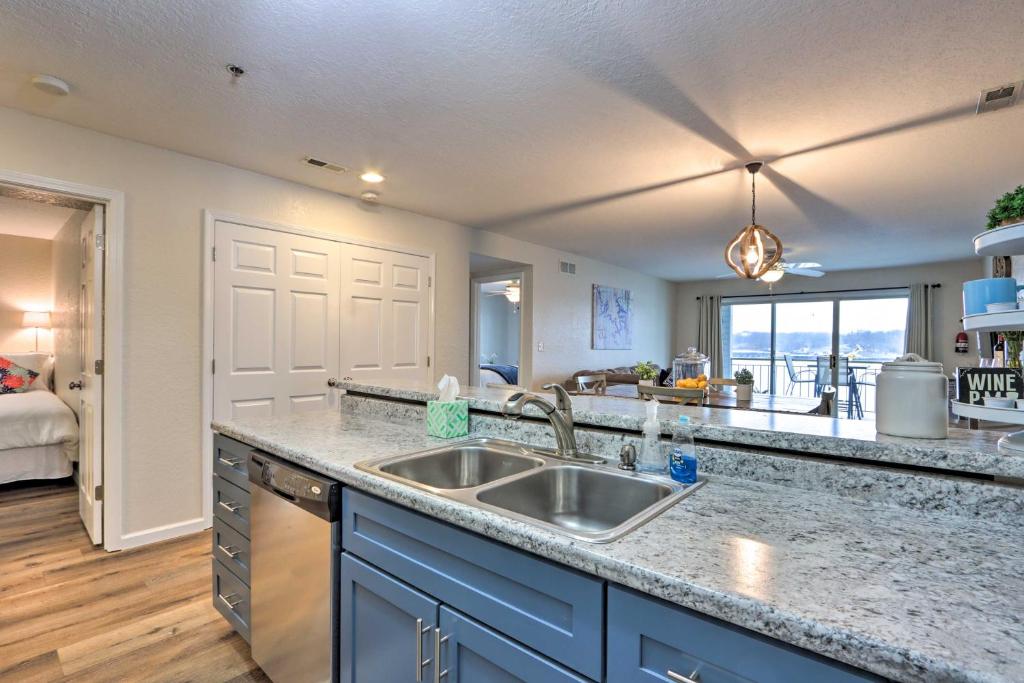 Lakefront Condo with Boat Dock and Pool Access! - image 7