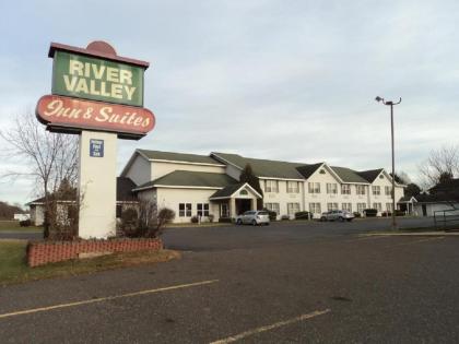 River Valley Inn & Suites - image 1