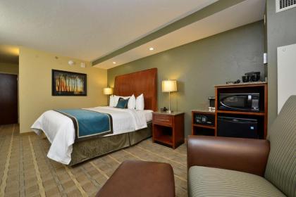 Best Western Premier Waterfront Hotel & Convention Center - image 10