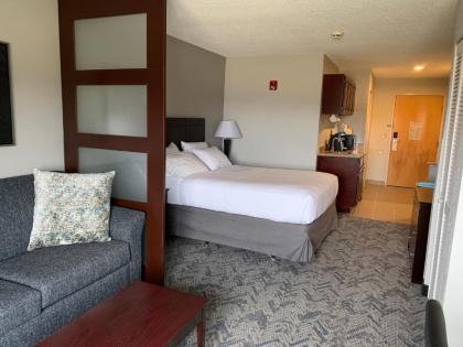 Best Western Oswego Hotel - image 4