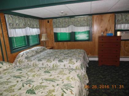 Evergreen Motel - image 3