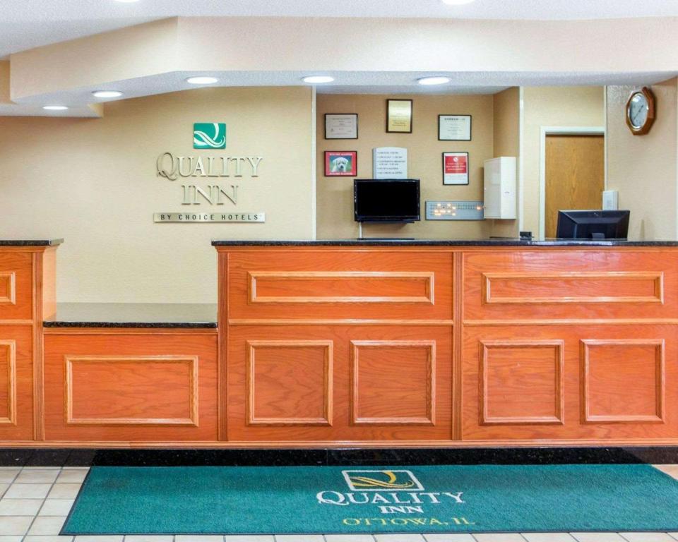 Quality Inn Ottawa near Starved Rock State Park - image 6