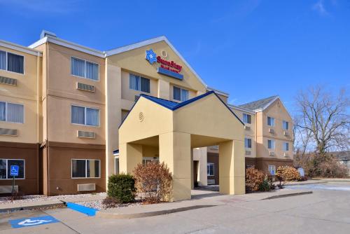 SureStay Plus Hotel by Best Western Ottumwa - image 2