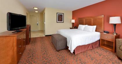 Hampton Inn Ottumwa - image 6