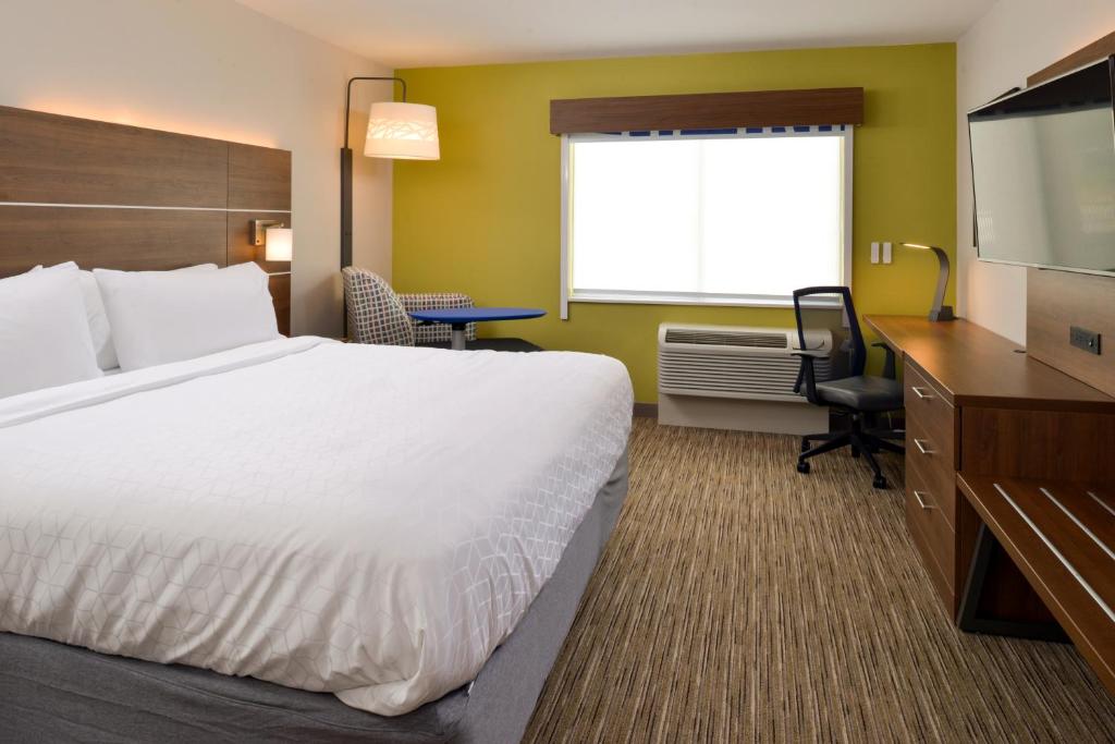 Holiday Inn Express & Suites - Ottumwa an IHG Hotel - image 7