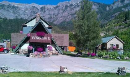 twin Peaks Lodge  Hot Springs Ouray Colorado