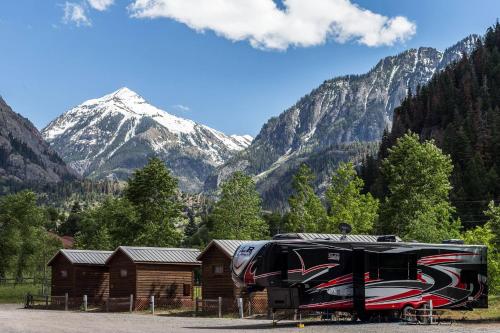 Ouray Riverside Resort - Inn & Cabins - image 3