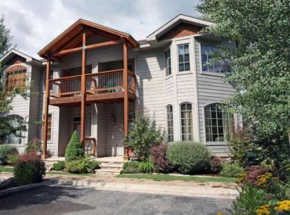 Portland Park Townhome - Unit 1 - image 1