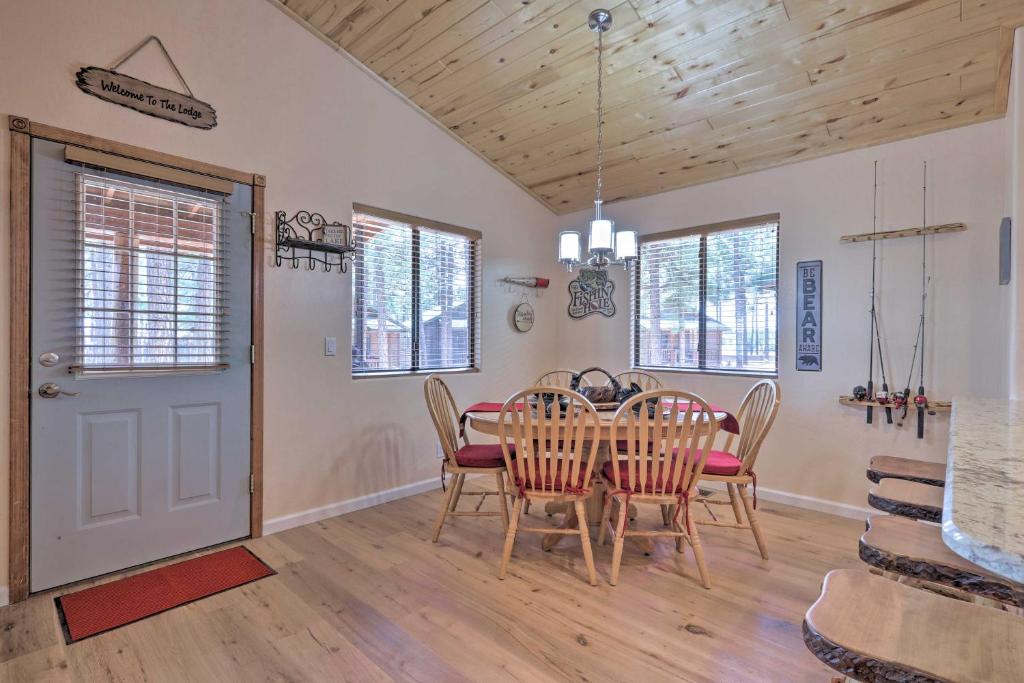 Overgaard Cabin at Bison Ranch with Grill and Deck - image 3