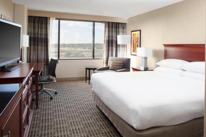 DoubleTree by Hilton Kansas City - Overland Park - image 8